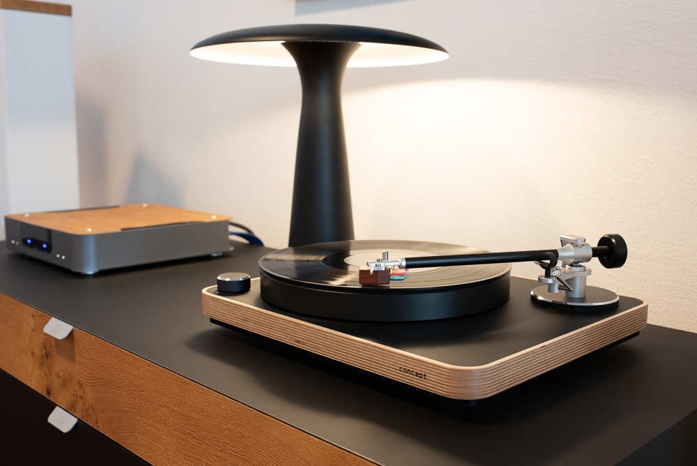 Clearaudio concept edition 24 Wood Plattenspieler - letztes Einzelstück
