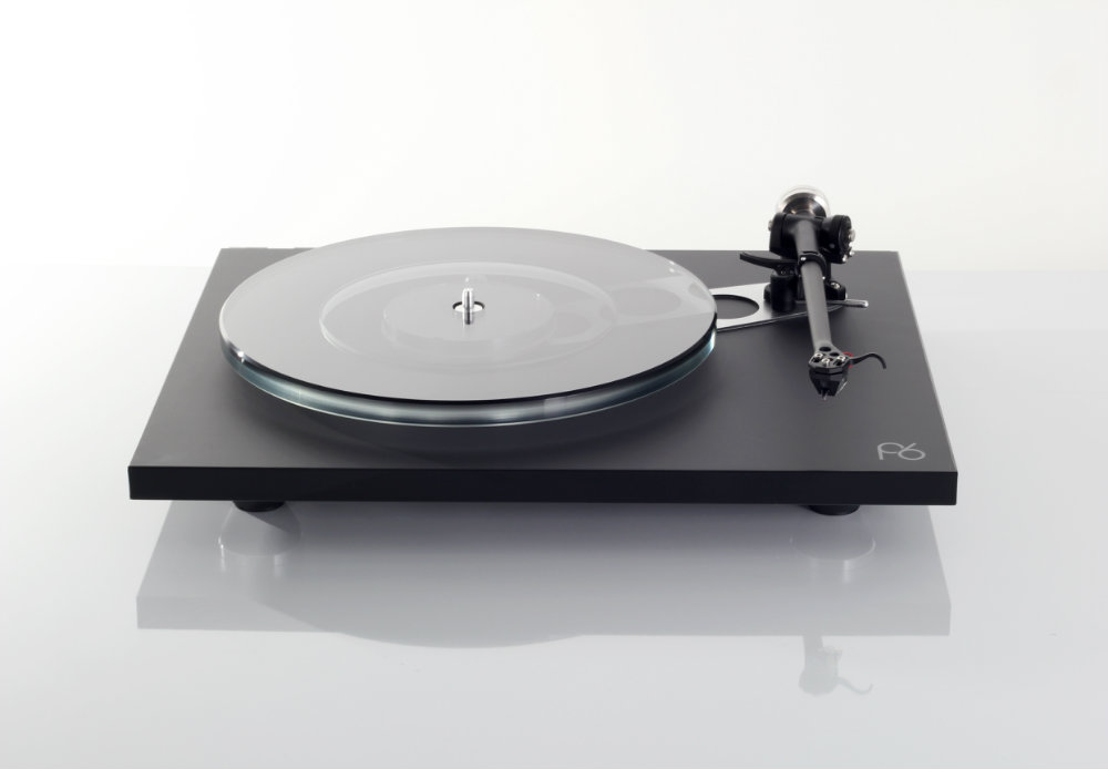 Rega Planar 6 Plattenspieler