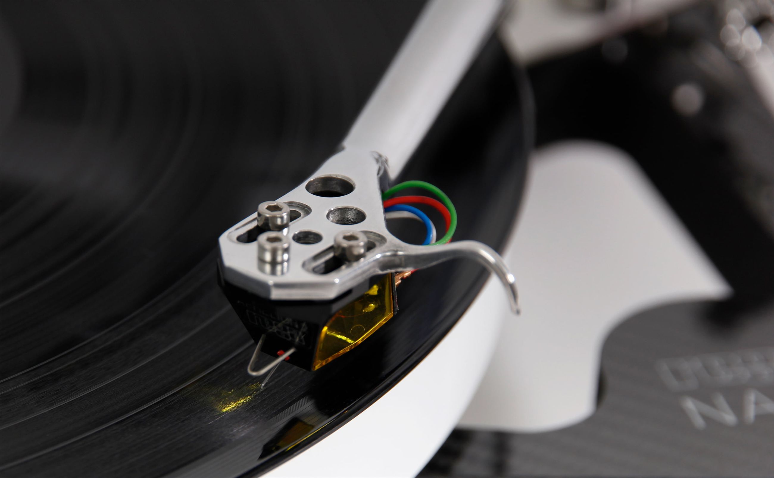 Rega Naia Plattenspieler