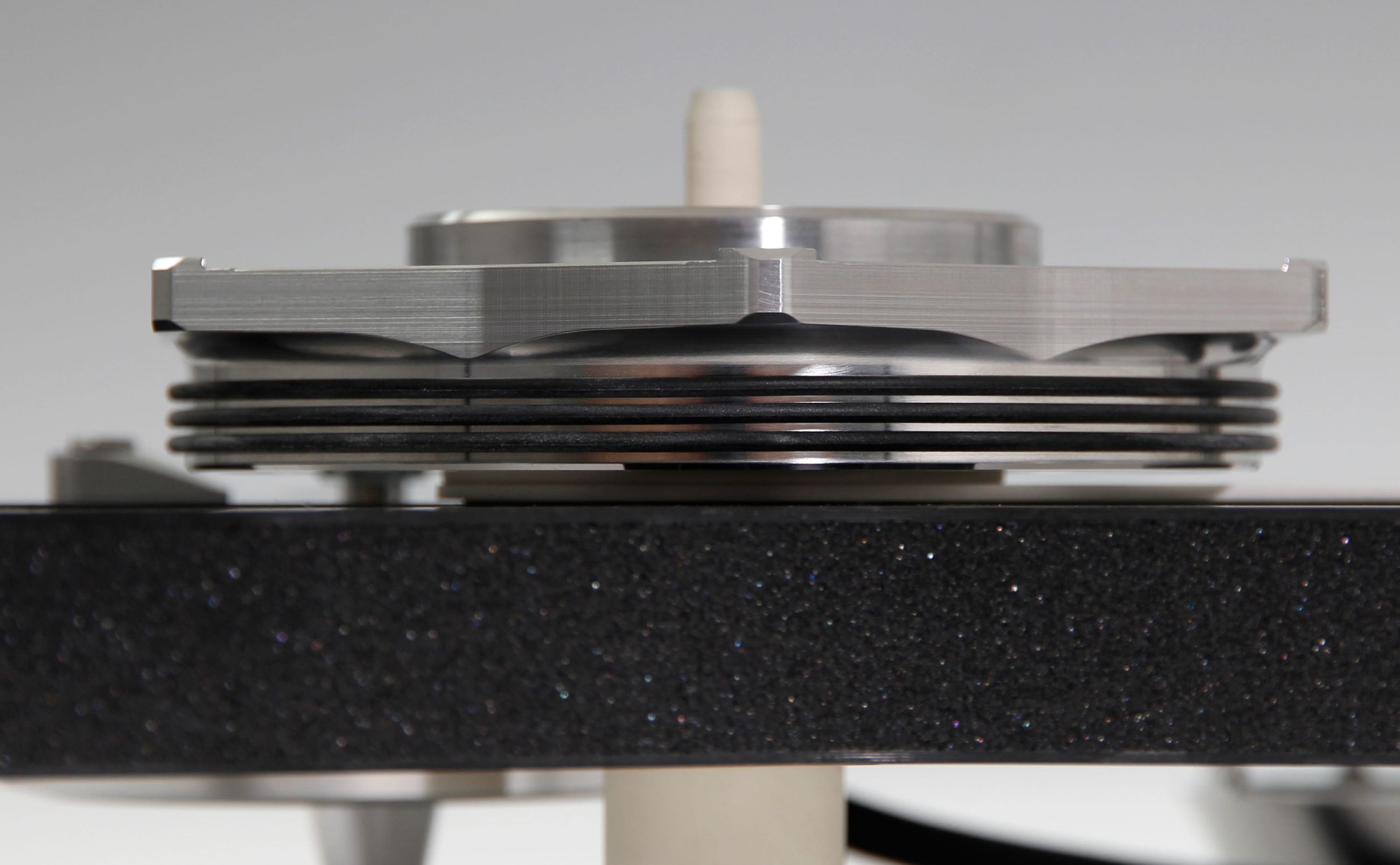 Rega Naia Plattenspieler